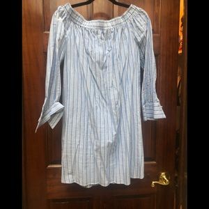 Dress- color blue/white